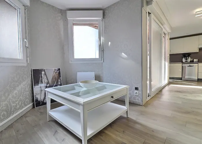 Apartment Superbe 3 Ch Avec Ascenseur Parking Hyper Centre *